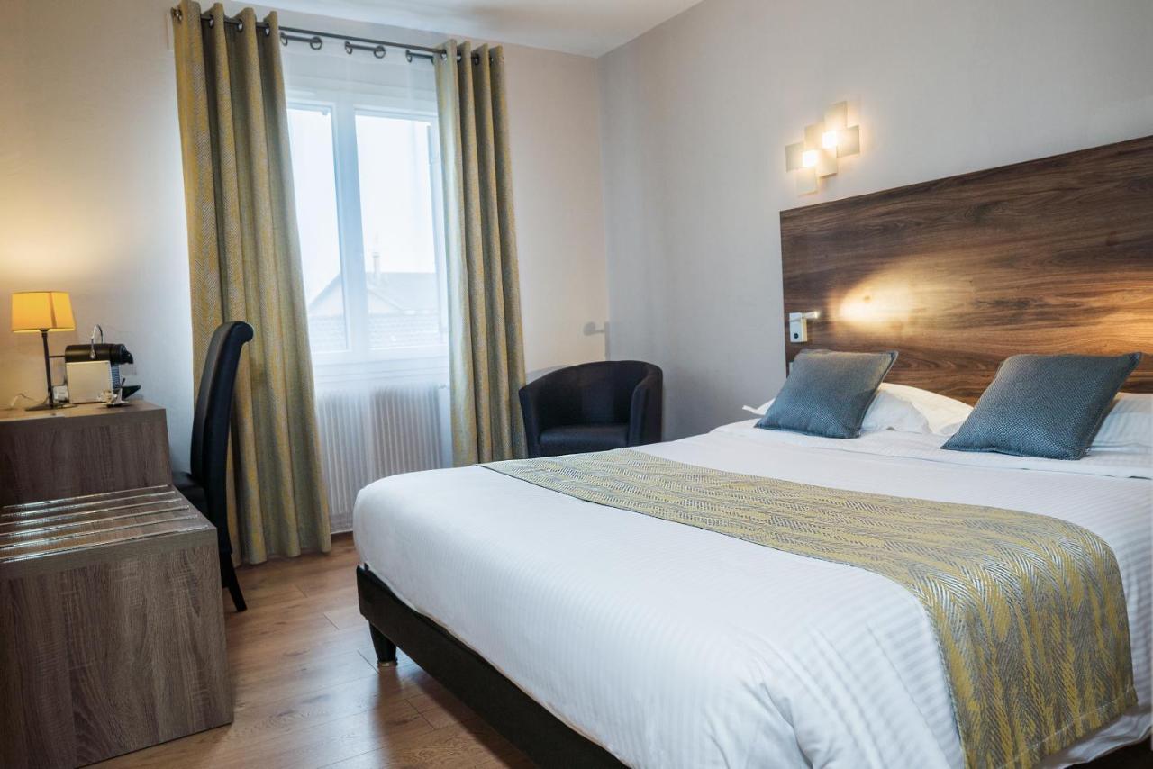 Logis Hotel Le Petit Casset La Boisse Екстериор снимка