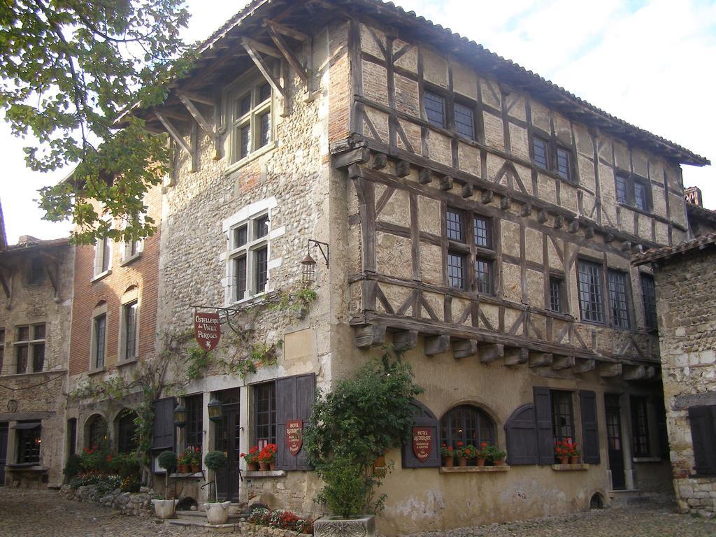 Logis Hotel Le Petit Casset La Boisse Екстериор снимка