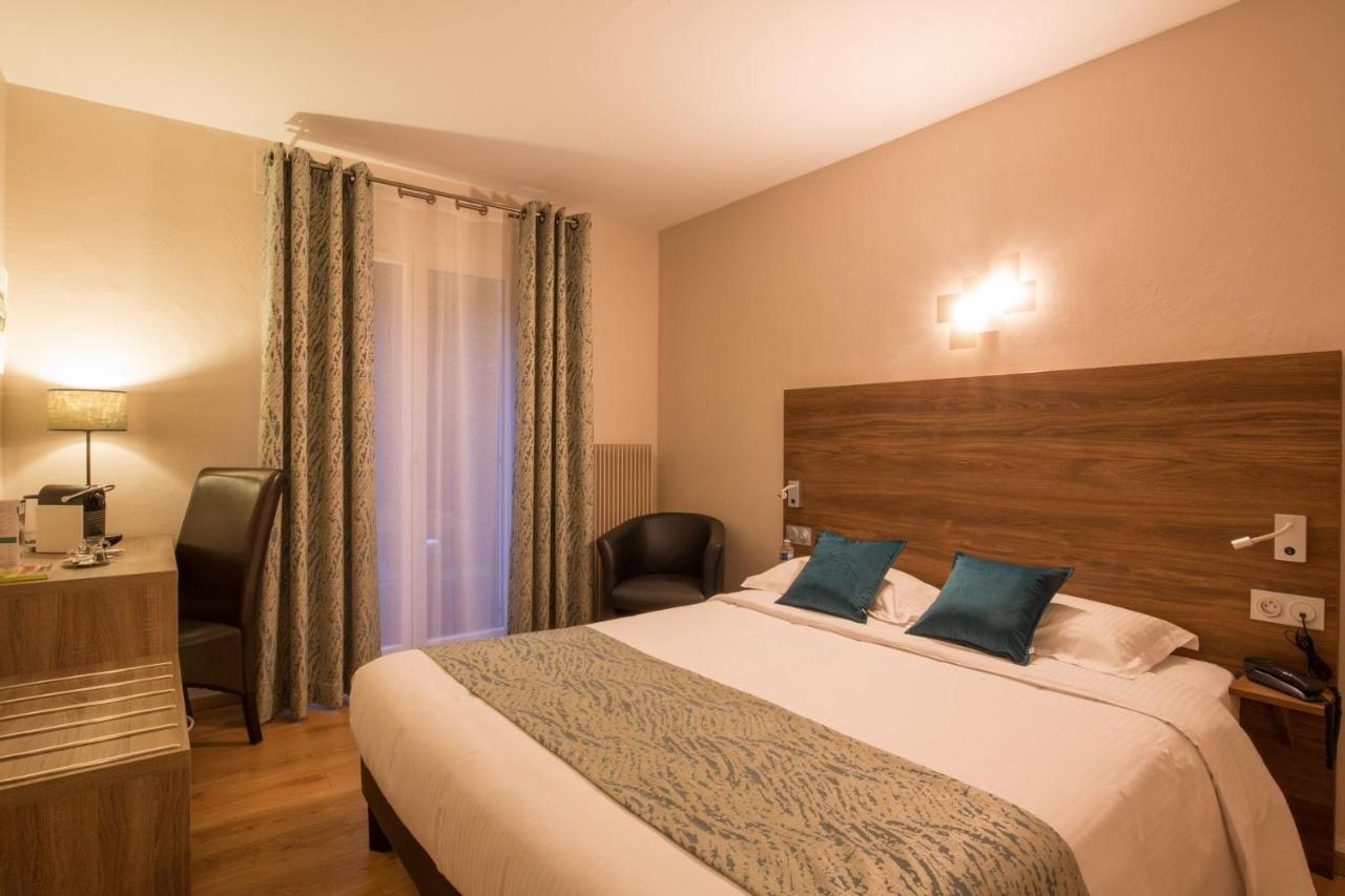 Logis Hotel Le Petit Casset La Boisse Екстериор снимка